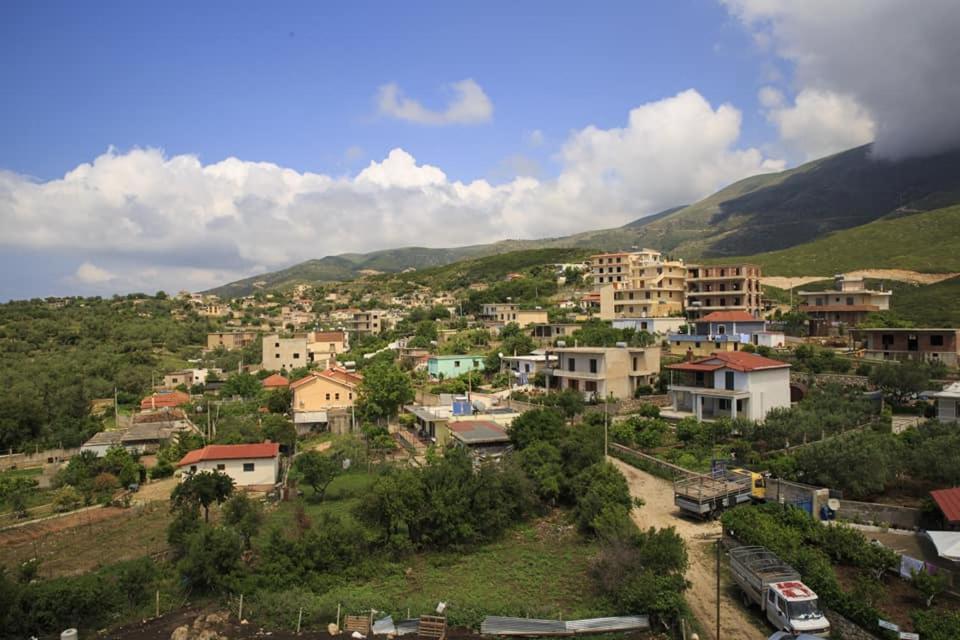 360° View Apartments Vlorë Exteriör bild